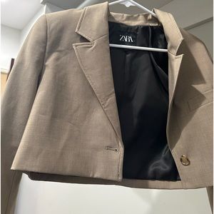 Cropped Zara Blazer